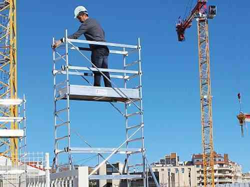 RULES & REGULATIONS FIXED SCAFFOLDING & ROLLING SCAFFOLDING