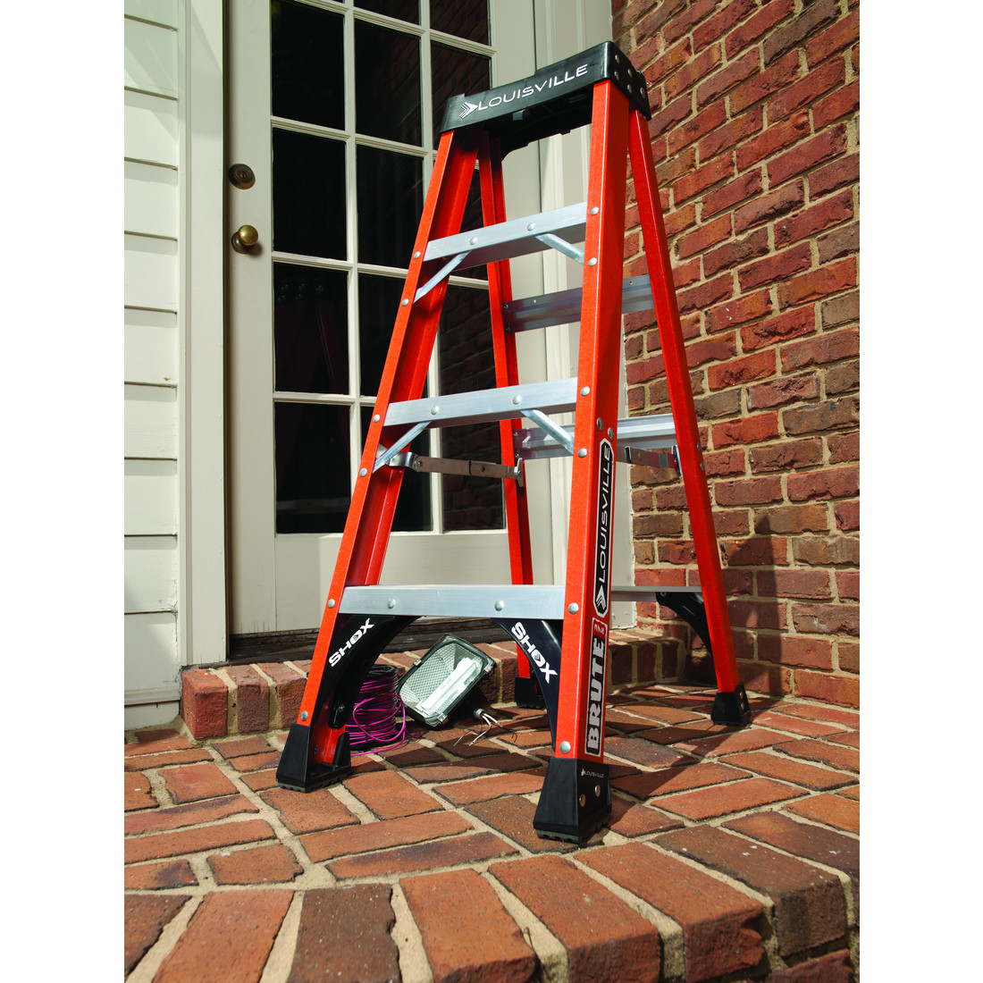 FS1400HD FIBRE STEPLADDER - TYPE 1AA